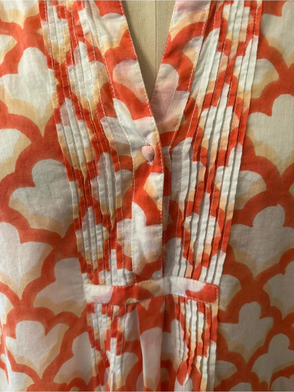Roberta Roller Rabbit Jemima Design
Pintuck Split Neck Kurta Tunic Top - Picture 4 of 10